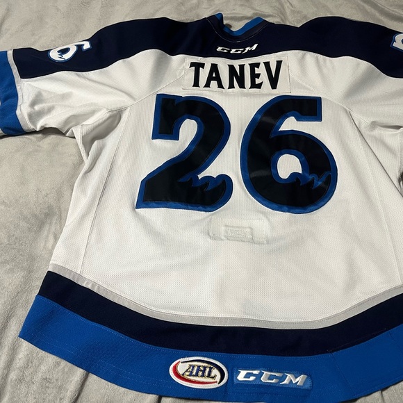 Brandon tanev game worn hockey jersey with cert of authenticity - Picture 11 of 11